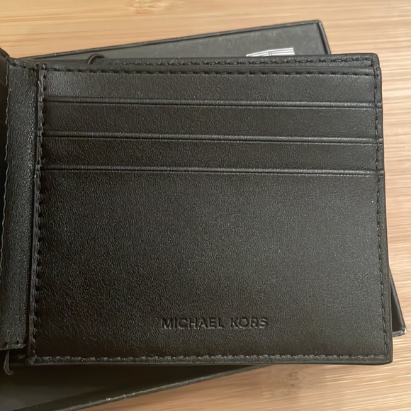 Brand New Michael Kors Black Jet Set Slim Billfold Men’s Wallet - Picture 9 of 13